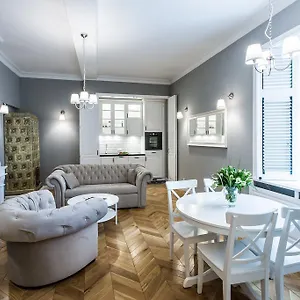  Apartament Poznańska Metro Centrum